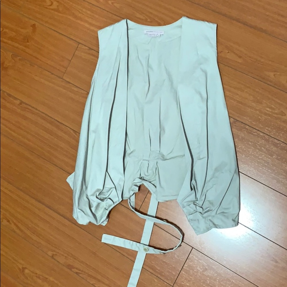 Open vest